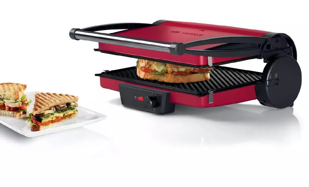 TCG4104 GRILLE A VIANDE BOSCH 2000W ROUGE TCG4104 - 1