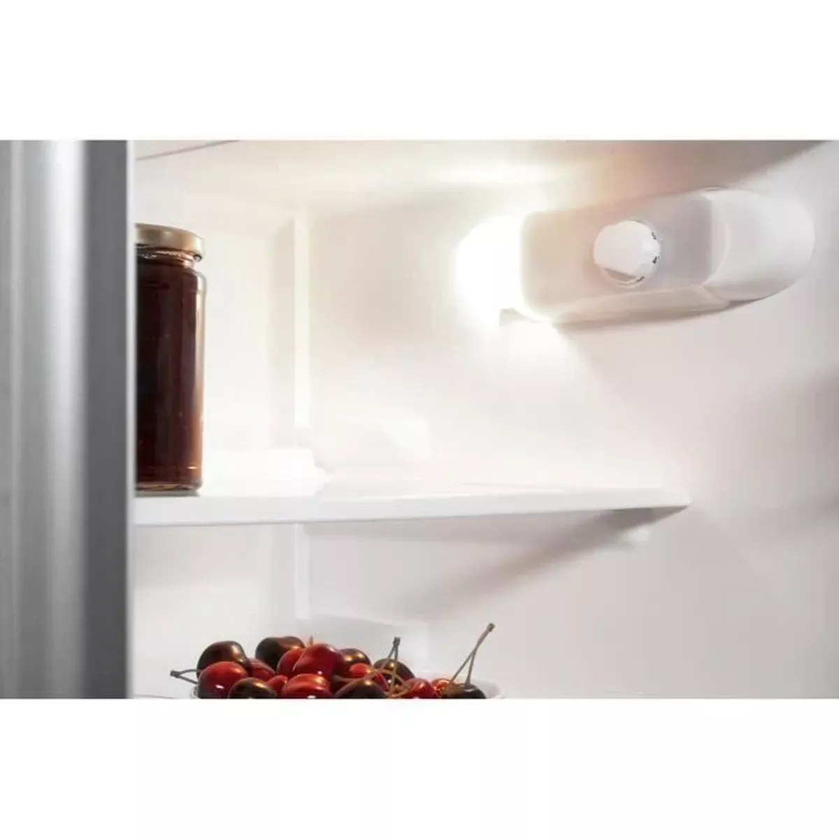 ART65021 Réfrigérateur Whirlpool combiné encastrable - 1