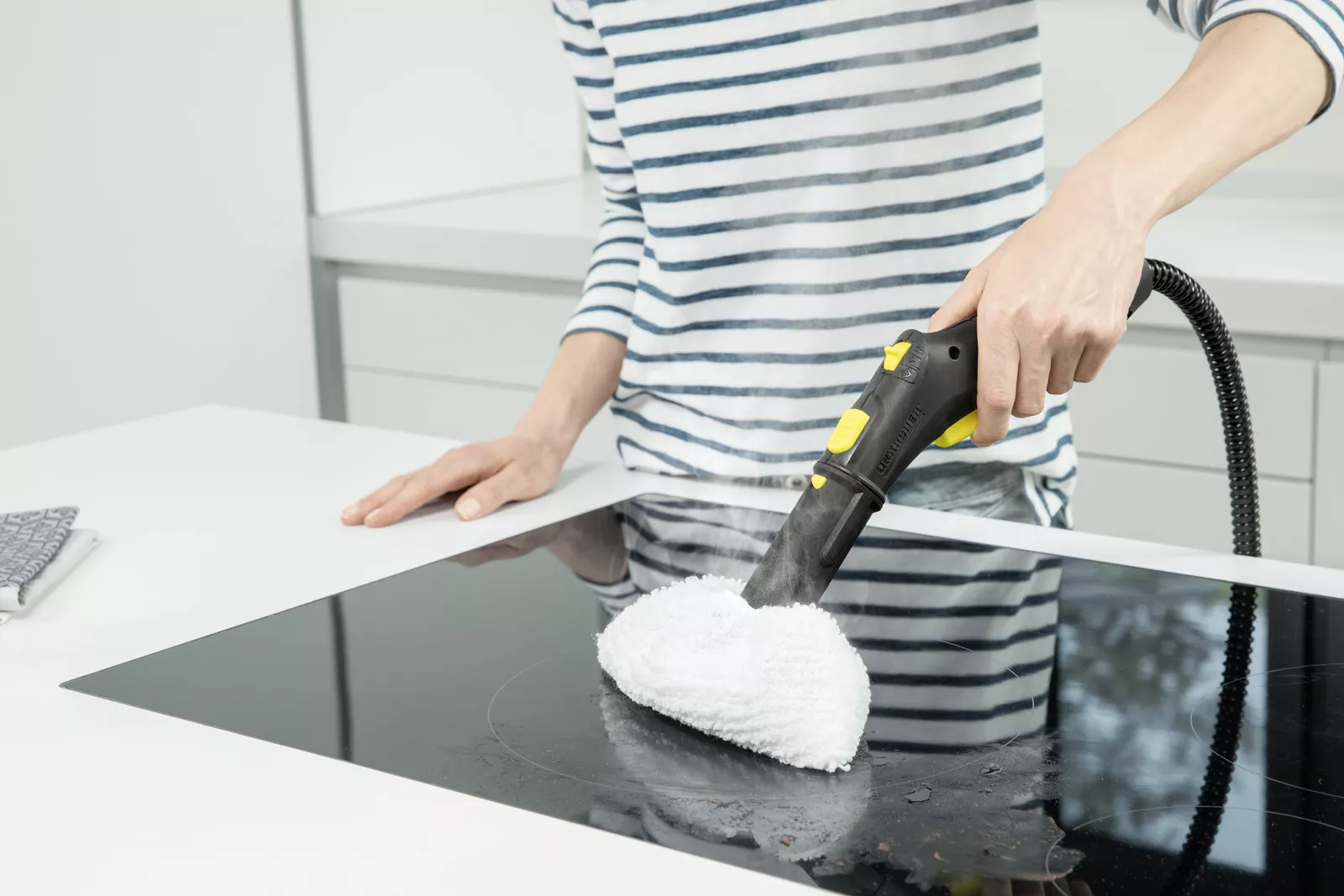 SC4 NETTOYEUR VAPEUR karcher SC 4 EasyFix 2000 W - 1