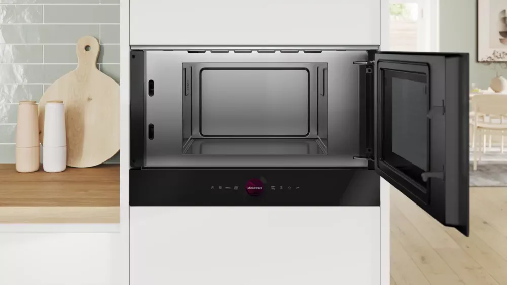 BFR7221B1 MICRO ONDE BOSCH 21 L SERIE 8 NOIR  900W /1220 W - 2