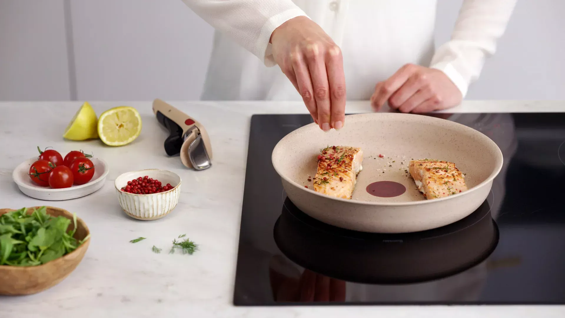 L7839043 SET DE 2 POELE TEFAL 24 CM/28 CM Poignée Tous Feux - 3