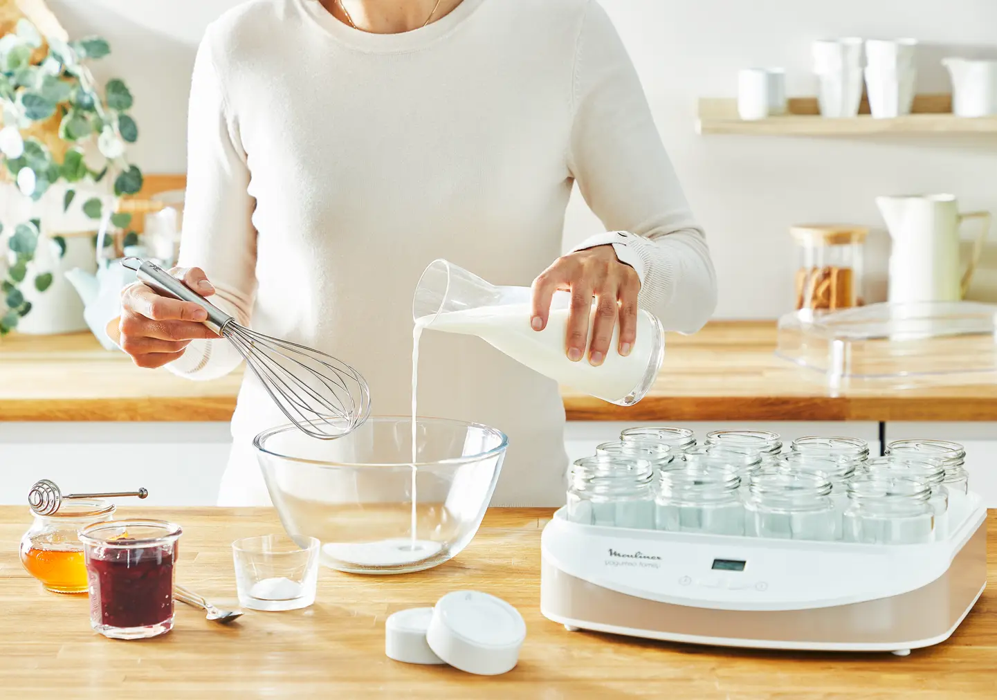 YG233A10 Yaourtiere Moulinex Blanc Yogurteo Family 12 pots - 4
