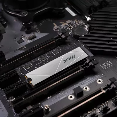 1656_SSD A SSD ADATA XPG GAMMIX S60 BLADE 1TB PCIE GEN4X4 M.2 - 2