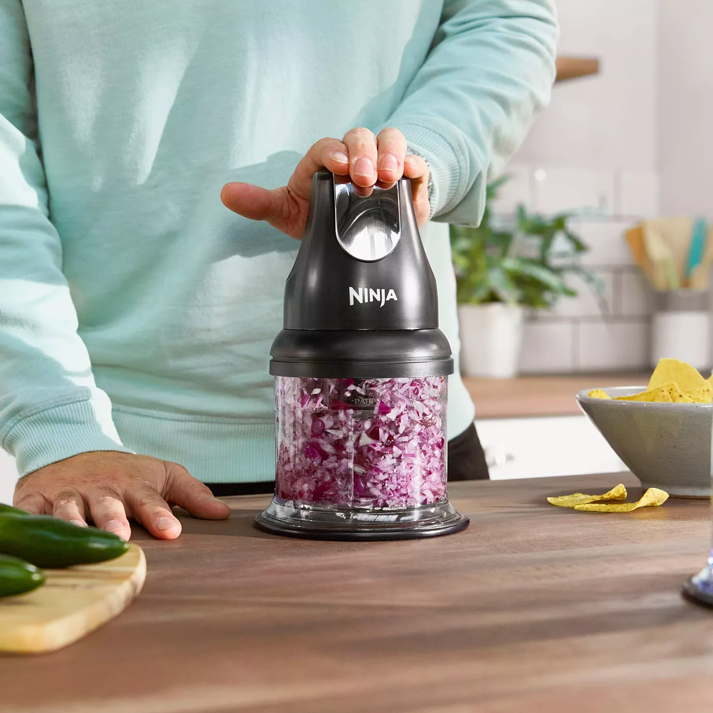 NJ1002 Mini-hachoir Ninja Professional 200W avec 2 bols - 10