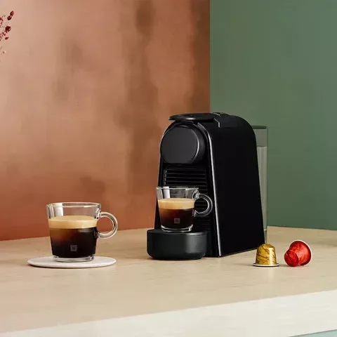 EN85.B Machine à café Nespresso Essenza  avec capsules - 9