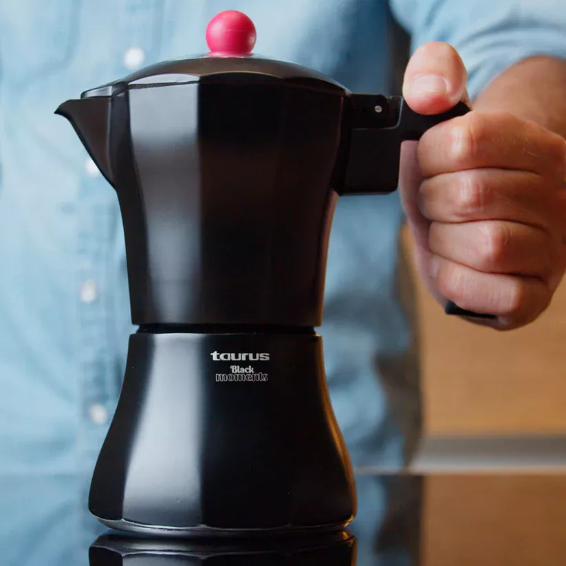 KCP9009I Cafetière Italienne Taurus Black Moments 9 Tasses - 5