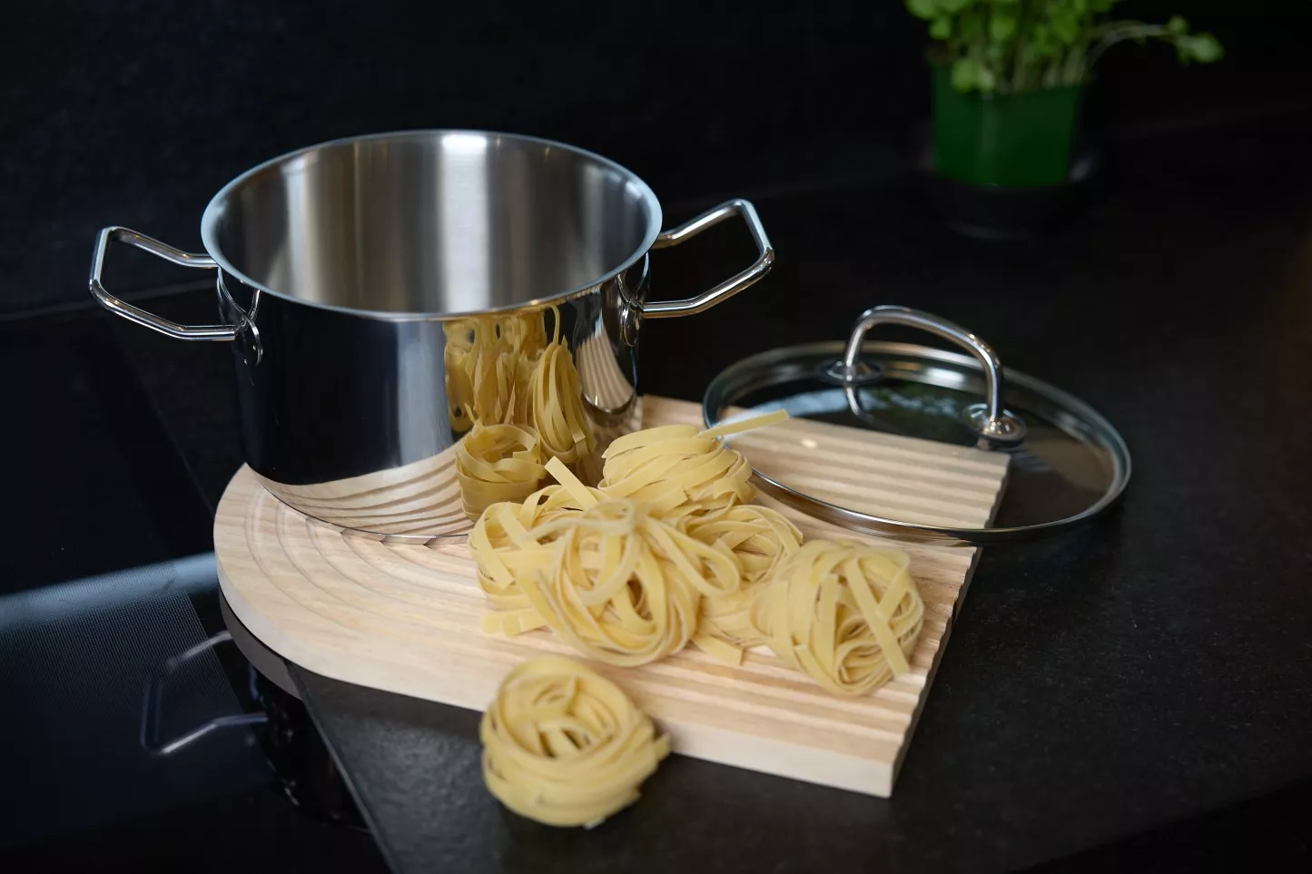 830492 marmite nois pierro elegance inox 18/10 9.7L 26cm - 2