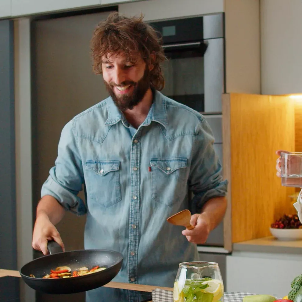 KPA4018 poele taurus best moments 18cm noir - 5